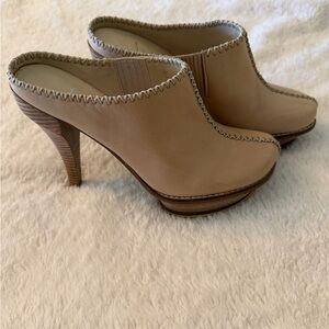 VGUC Lisa by Donald J. Pliner | Beige Leather Platform Mule Booties | Size 8.5